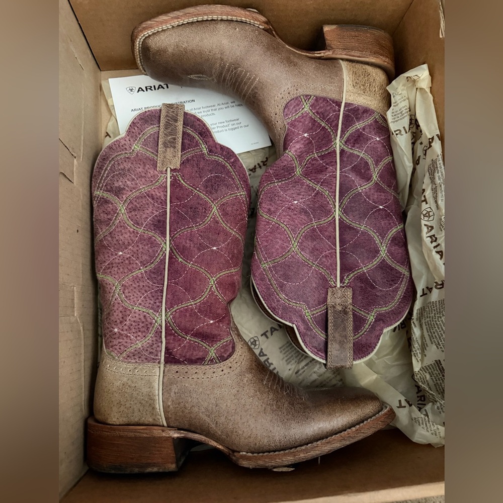 Ariat Women's Big City square toe western boots in Desert Dune/Dark Vino, 5.5